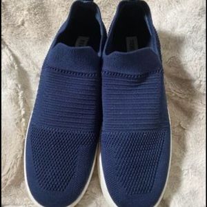 Steve Madden Blue Sneakers (8)